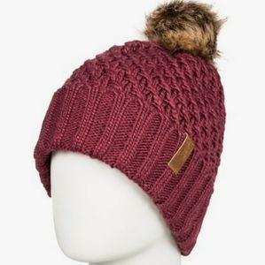Roxy beanie hat. NWT